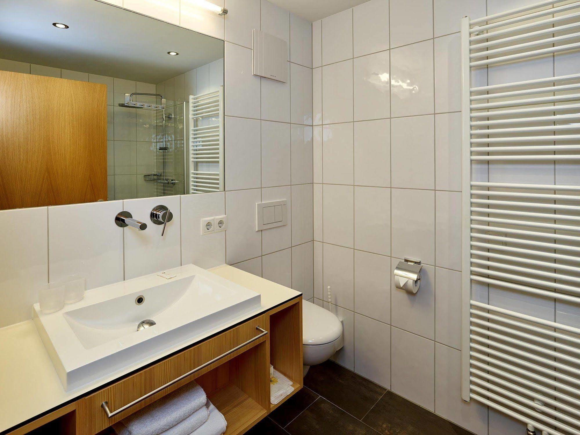 Hotel Monika Gaschurn Ngoại thất bức ảnh